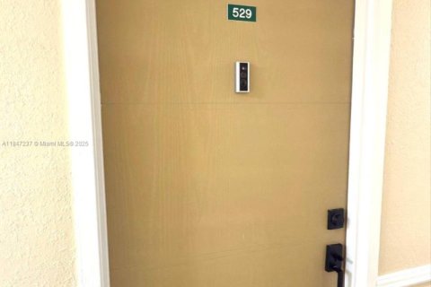 Appartement à louer à Miami, Floride: 2 chambres, 84.54 m2 № 1845718 - photo 12