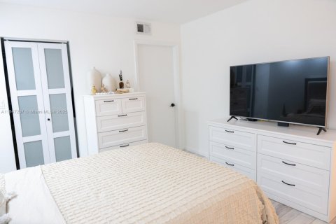 Appartement à louer à Miami, Floride: 2 chambres, 84.54 m2 № 1845718 - photo 3