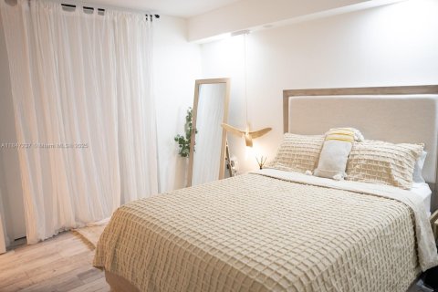 Appartement à louer à Miami, Floride: 2 chambres, 84.54 m2 № 1845718 - photo 2