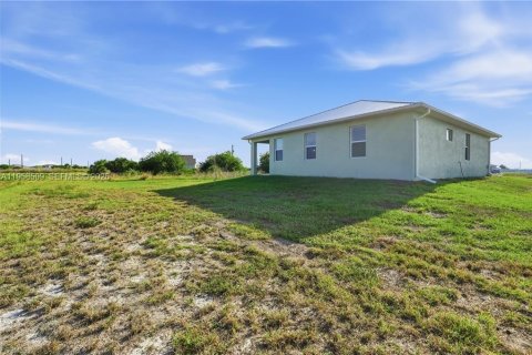 House in LaBelle, Florida 3 bedrooms № 2020718 - photo 29