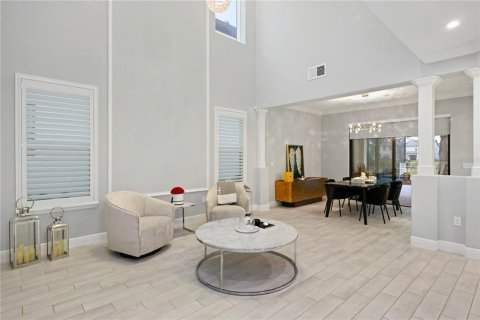 House in Winter Park, Florida 4 bedrooms, 204.01 sq.m. № 2100850 - photo 22