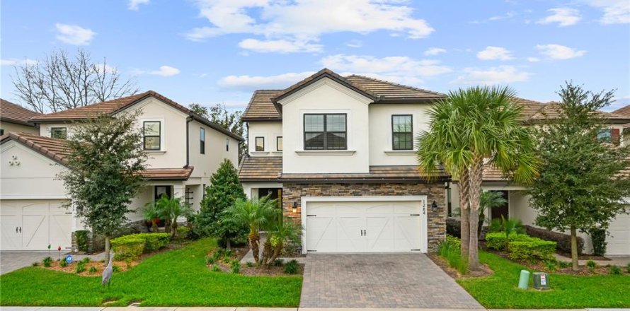House in Winter Park, Florida 4 bedrooms, 204.01 sq.m. № 2100850