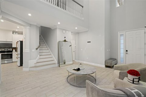 House in Winter Park, Florida 4 bedrooms, 204.01 sq.m. № 2100850 - photo 23