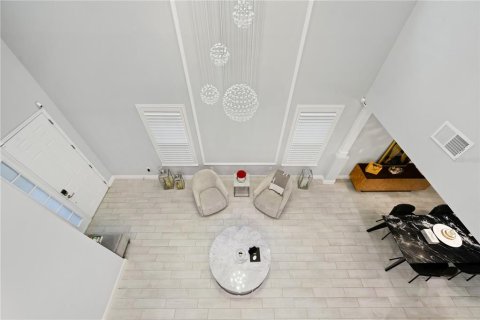 House in Winter Park, Florida 4 bedrooms, 204.01 sq.m. № 2100850 - photo 20