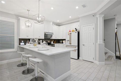 House in Winter Park, Florida 4 bedrooms, 204.01 sq.m. № 2100850 - photo 29