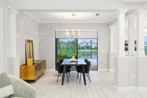 House in Winter Park, Florida 4 bedrooms, 204.01 sq.m. № 2100850 - photo 25