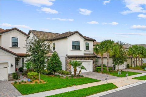 House in Winter Park, Florida 4 bedrooms, 204.01 sq.m. № 2100850 - photo 2