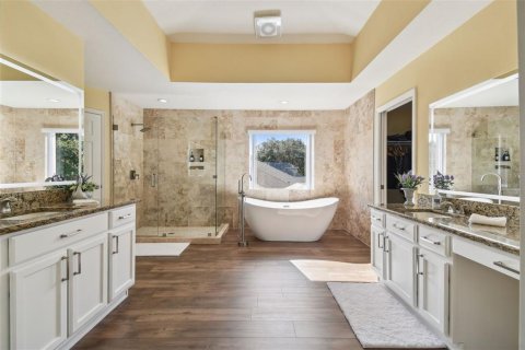 Casa en venta en Land O' Lakes, Florida, 6 dormitorios, 324.14 m2 № 1845339 - foto 17