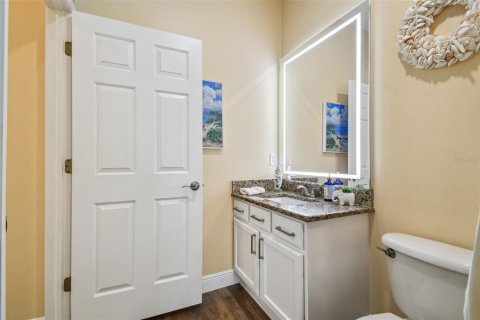 Casa en venta en Land O' Lakes, Florida, 6 dormitorios, 324.14 m2 № 1845339 - foto 30