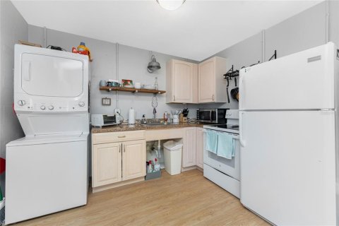 Villa ou maison à vendre à Englewood, Floride: 2 chambres, 66.89 m2 № 1717974 - photo 7