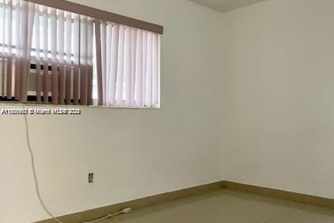 Propiedad comercial en venta en Hallandale Beach, Florida, 152.55 m2 № 1979435 - foto 6