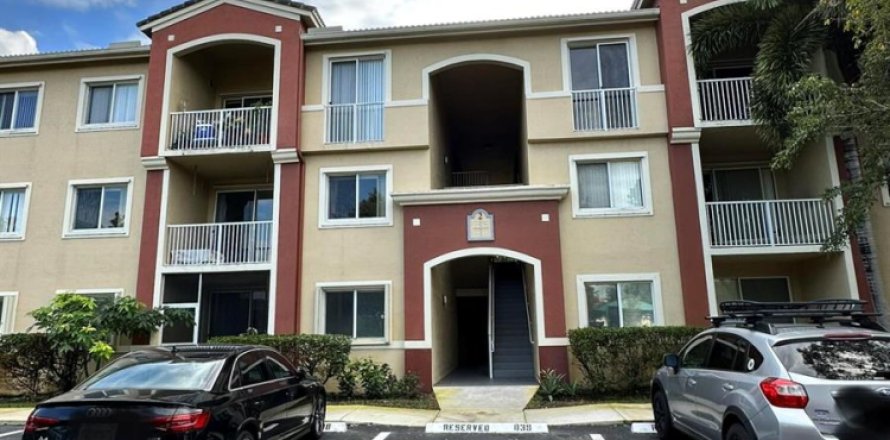 Condo in Davie, Florida, 3 bedrooms  № 2083369