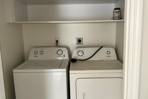 Condo in Davie, Florida, 3 bedrooms  № 2083369 - photo 15