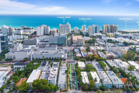 Commercial property in Miami Beach, Florida № 2045593 - photo 3