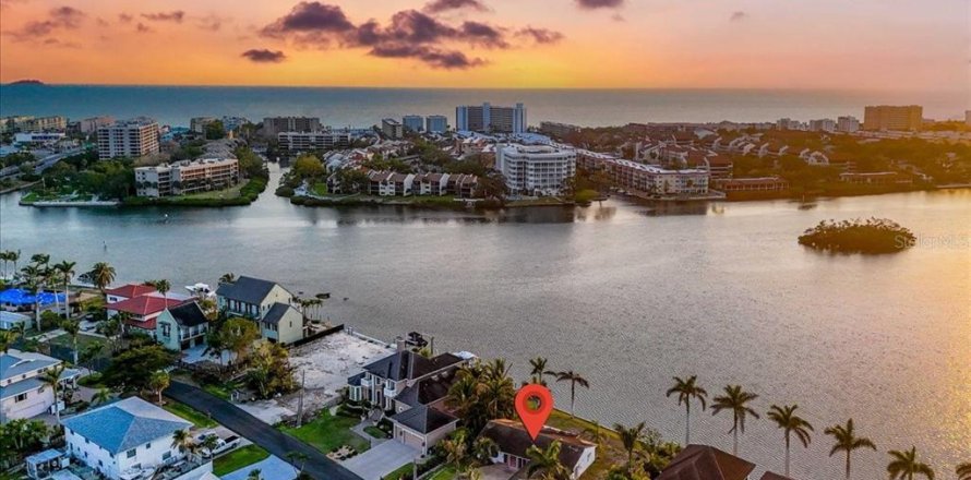 Land in Sarasota, Florida № 1783042