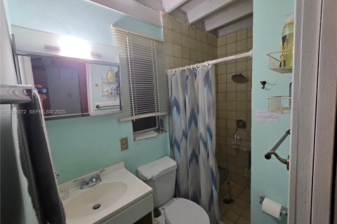 House in Homestead, Florida 4 bedrooms, 134.71 sq.m. № 1986811 - photo 11