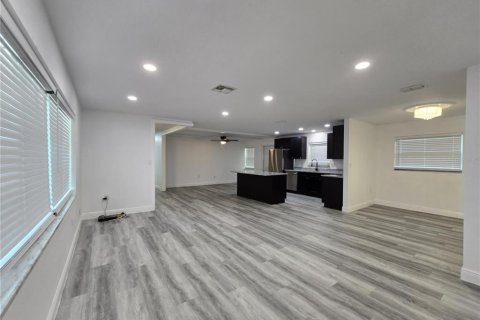 Villa ou maison à louer à Orlando, Floride: 3 chambres, 150.13 m2 № 2094247 - photo 11