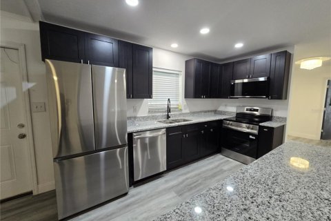 Villa ou maison à louer à Orlando, Floride: 3 chambres, 150.13 m2 № 2094247 - photo 7