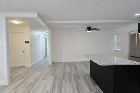 Villa ou maison à louer à Orlando, Floride: 3 chambres, 150.13 m2 № 2094247 - photo 10