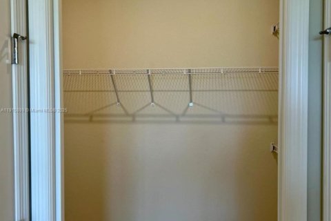 Villa ou maison à louer à Vero Beach, Floride: 2 chambres, 147.16 m2 № 1971713 - photo 6