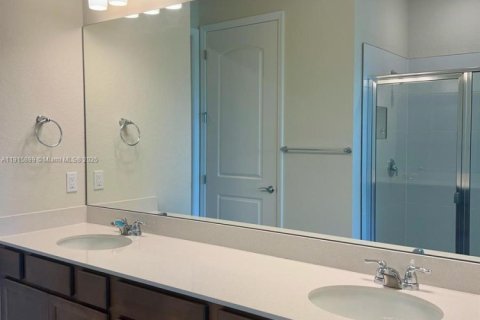 Villa ou maison à louer à Vero Beach, Floride: 2 chambres, 147.16 m2 № 1971713 - photo 8