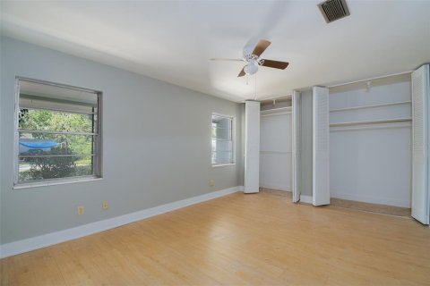 House in Gainesville, Florida 3 bedrooms, 163.97 sq.m. № 2204519 - photo 27