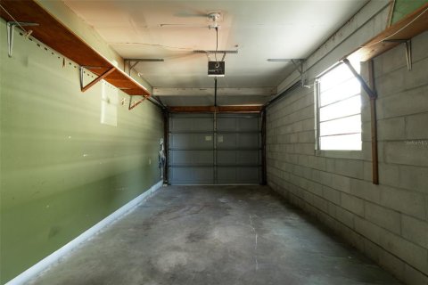 House in Gainesville, Florida 3 bedrooms, 163.97 sq.m. № 2204519 - photo 13