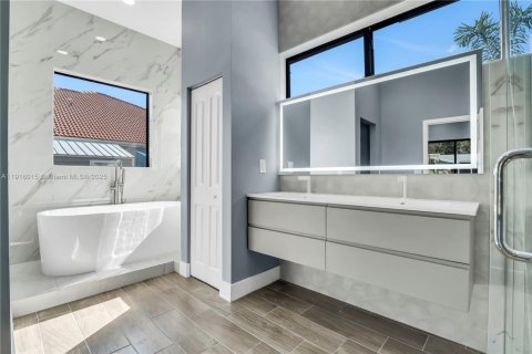 Купить виллу или дом в Плантация, Флорида 4 спальни, 281.68м2, № 1973956 - фото 15