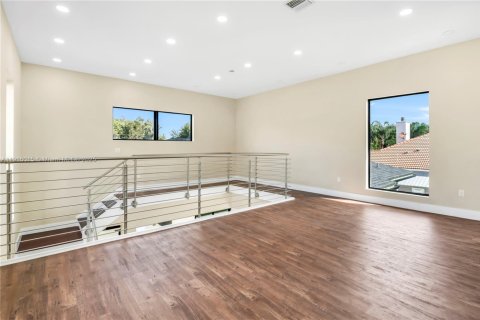 Купить виллу или дом в Плантация, Флорида 4 спальни, 281.68м2, № 1973956 - фото 28