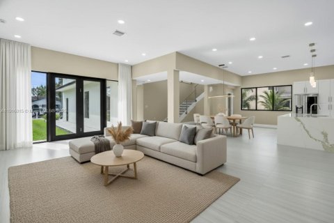 Купить виллу или дом в Плантация, Флорида 4 спальни, 281.68м2, № 1973956 - фото 13