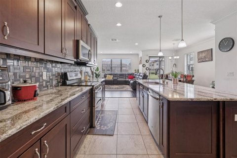 Adosado en venta en Tampa, Florida, 3 dormitorios, 204.38 m2 № 1797255 - foto 4