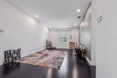 Adosado en venta en Tampa, Florida, 3 dormitorios, 204.38 m2 № 1797255 - foto 8