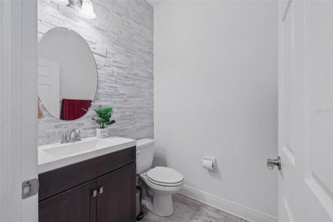 Adosado en venta en Tampa, Florida, 3 dormitorios, 204.38 m2 № 1797255 - foto 6