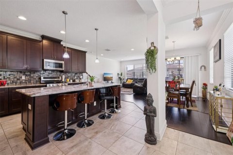 Adosado en venta en Tampa, Florida, 3 dormitorios, 204.38 m2 № 1797255 - foto 2