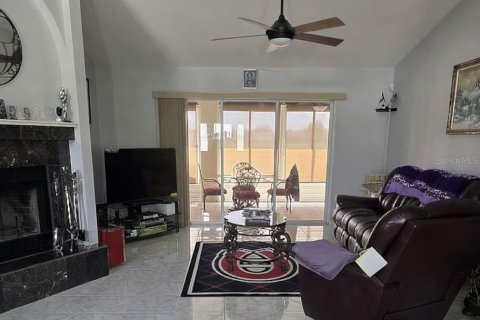 House in Ocala, Florida 3 bedrooms, 307.32 sq.m. № 2410287 - photo 26