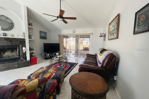 House in Ocala, Florida 3 bedrooms, 307.32 sq.m. № 2410287 - photo 27