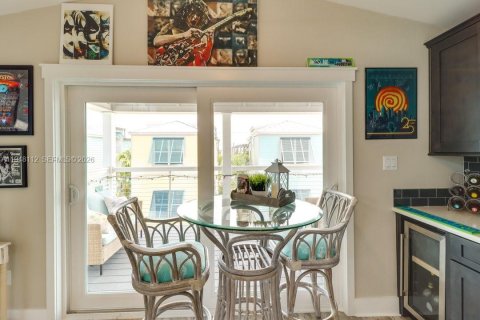 Villa ou maison à vendre à Marathon, Floride: 2 chambres, 89.19 m2 № 2004468 - photo 13