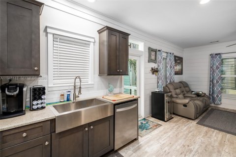 Villa ou maison à vendre à Marathon, Floride: 2 chambres, 89.19 m2 № 2004468 - photo 15