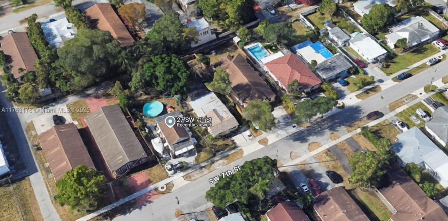 House in Hallandale Beach, Florida 3 bedrooms, 93.65 sq.m. № 1863415