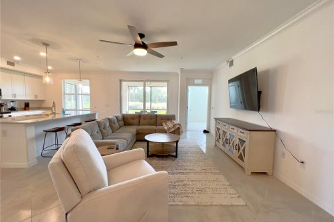 Apartamento en alquiler en Punta Gorda, Florida, 3 dormitorios, 161.74 m2 № 1812993 - foto 3