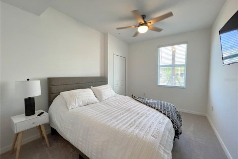 Apartamento en alquiler en Punta Gorda, Florida, 3 dormitorios, 161.74 m2 № 1812993 - foto 17