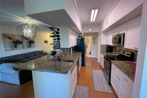 Copropriété à louer à Pembroke Pines, Floride: 2 chambres, 104.98 m2 № 2049572 - photo 29