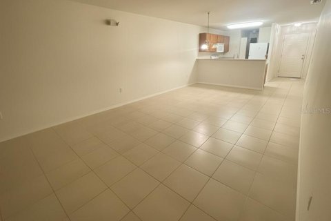 Casa en alquiler en Kissimmee, Florida, 3 dormitorios, 115.66 m2 № 2212313 - foto 4