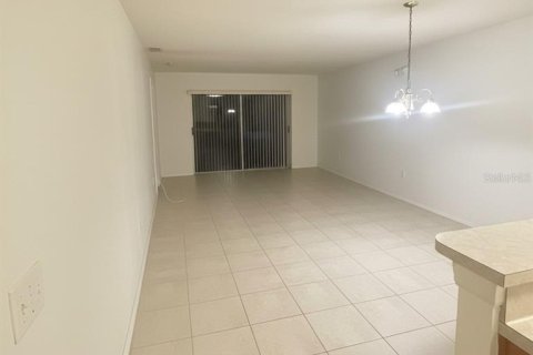 Casa en alquiler en Kissimmee, Florida, 3 dormitorios, 115.66 m2 № 2212313 - foto 5
