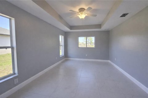 Villa ou maison à louer à Lehigh Acres, Floride: 3 chambres, 132.57 m2 № 2105478 - photo 9