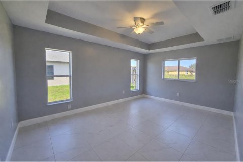 Villa ou maison à louer à Lehigh Acres, Floride: 3 chambres, 132.57 m2 № 2105478 - photo 10