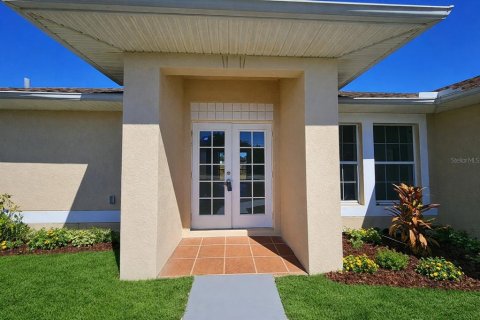 Villa ou maison à louer à Lehigh Acres, Floride: 3 chambres, 132.57 m2 № 2105478 - photo 2