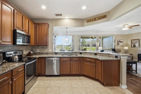 Touwnhouse à vendre à Riverview, Floride: 3 chambres, 171.4 m2 № 2216821 - photo 14