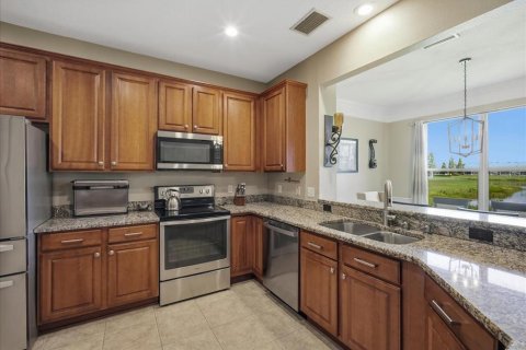 Touwnhouse à vendre à Riverview, Floride: 3 chambres, 171.4 m2 № 2216821 - photo 15