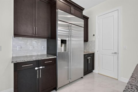 Villa ou maison à vendre à Parkland, Floride: 4 chambres, 264.49 m2 № 2385249 - photo 9